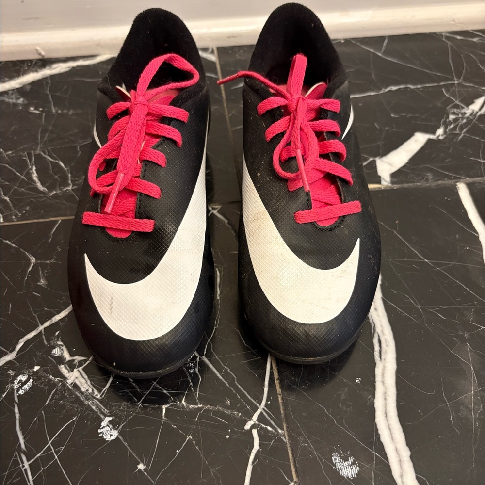 Nike Black and White Soccer Cleats with Pink Laces